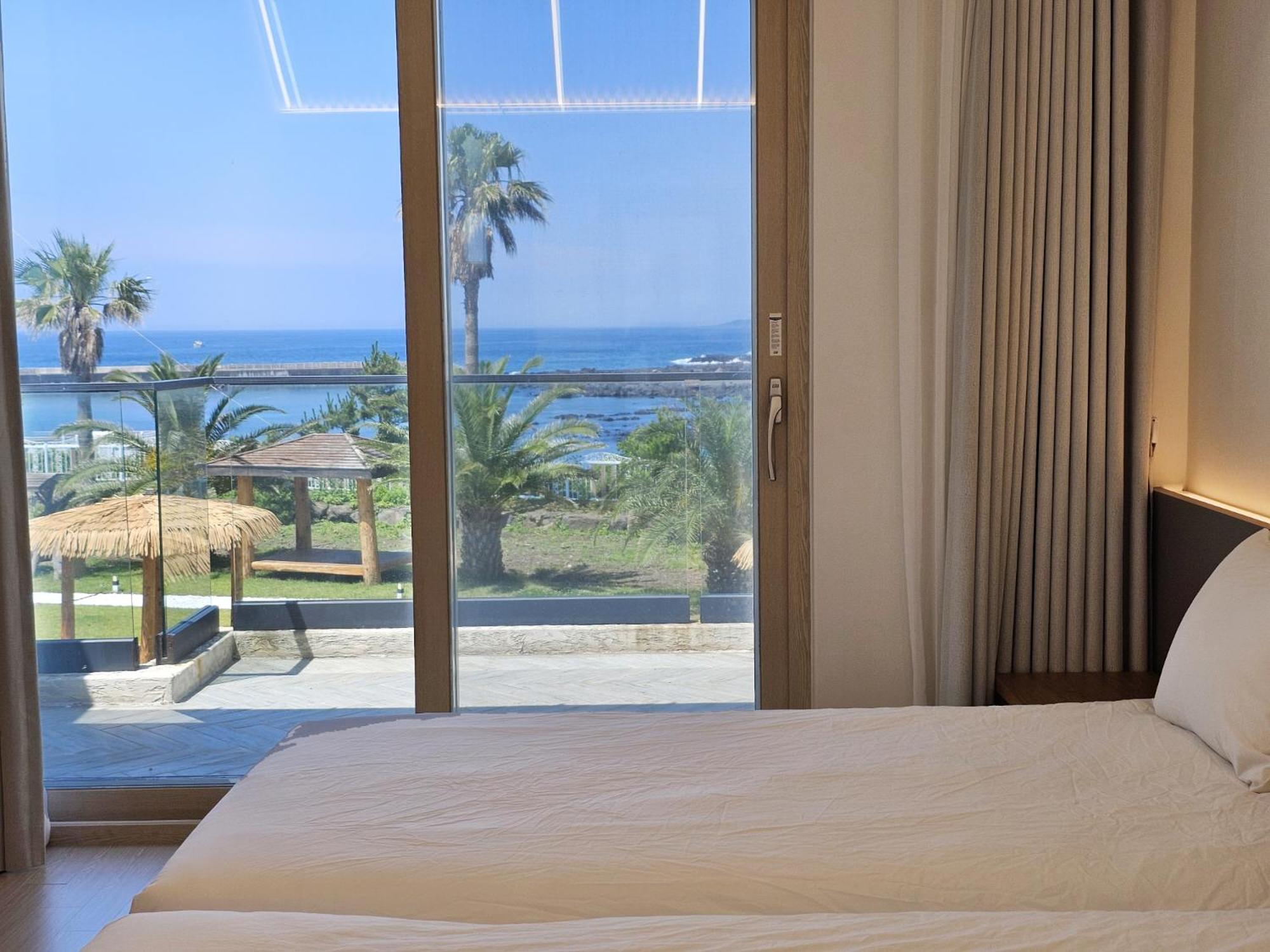 Jeju Badayeon Villa Seogwipo Exteriör bild