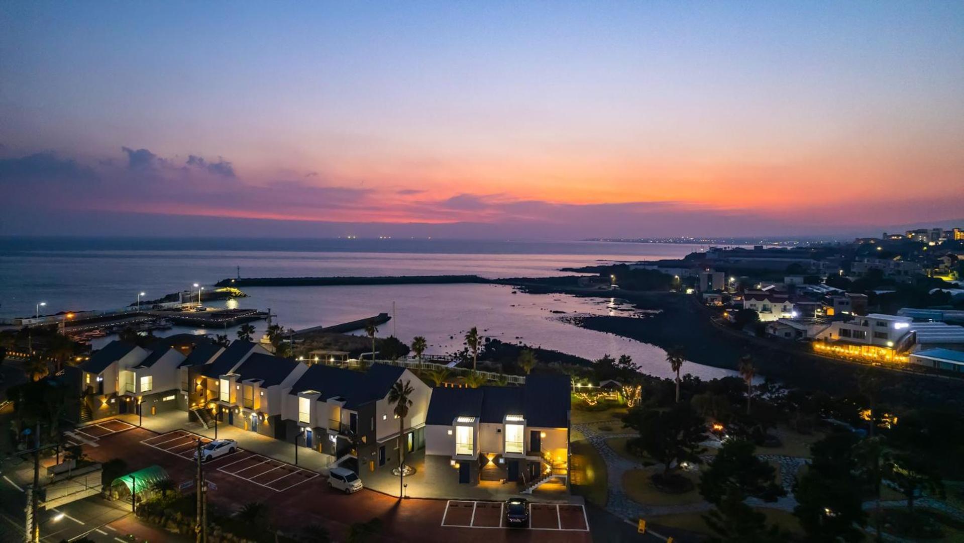 Jeju Badayeon Villa Seogwipo Exteriör bild