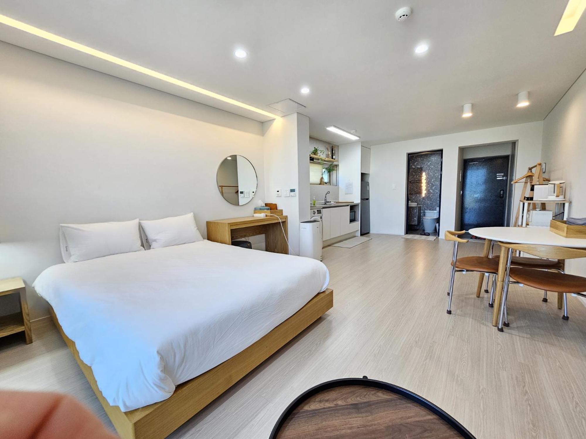 Jeju Badayeon Villa Seogwipo Exteriör bild