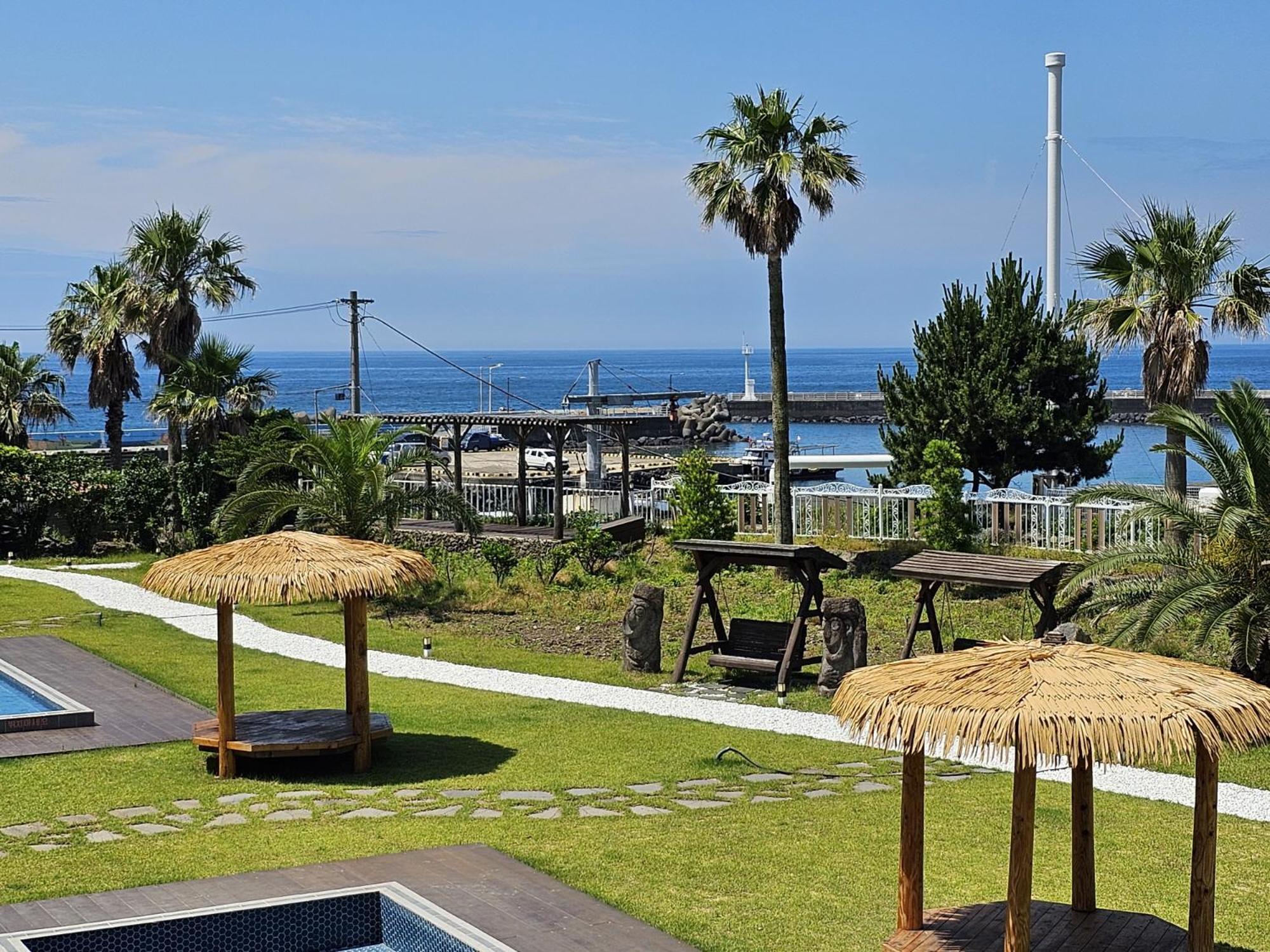 Jeju Badayeon Villa Seogwipo Exteriör bild